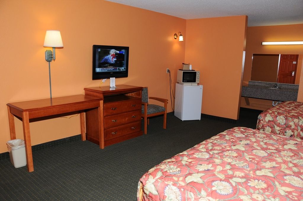 American Inn Cleburne Bilik gambar
