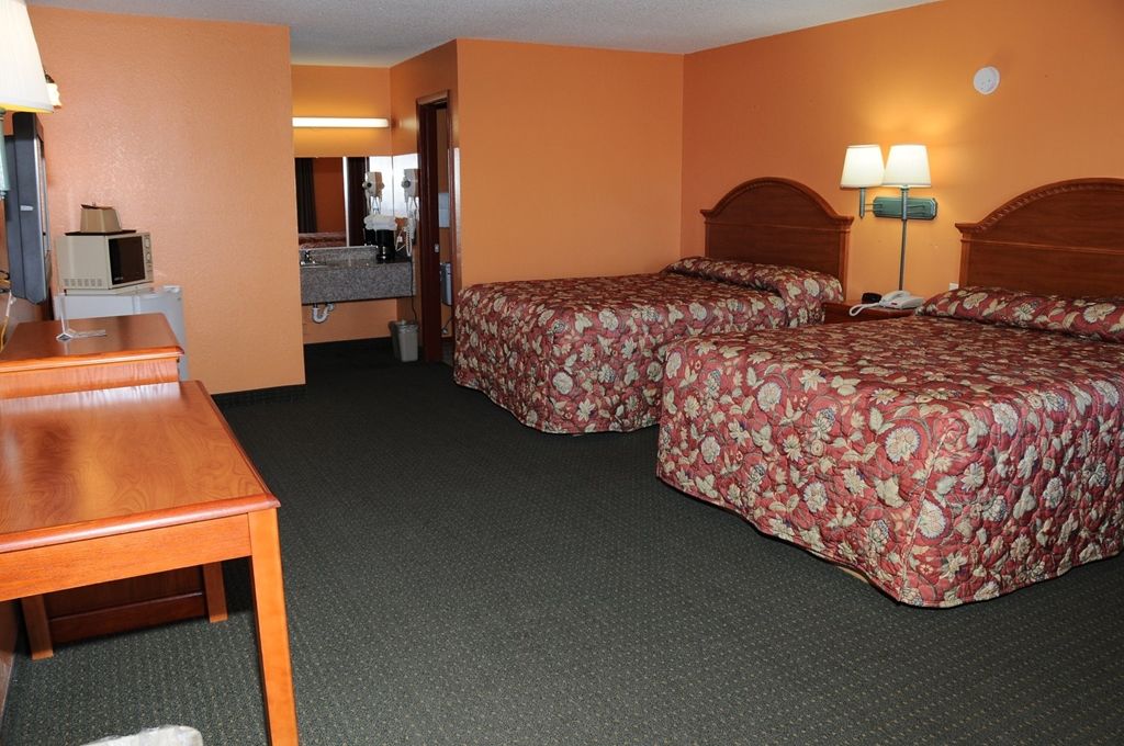 American Inn Cleburne Bilik gambar